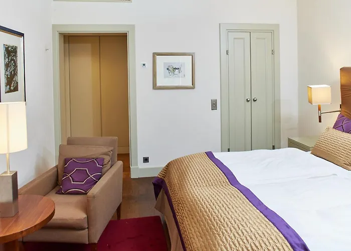 Hotel Suellberg - Kleine, Feine Remise In Blankenese *