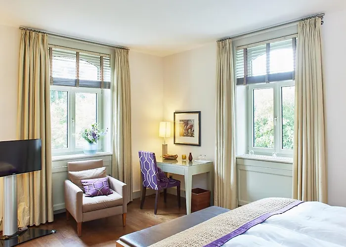 Suellberg - Kleine, Feine Remise In Blankenese *