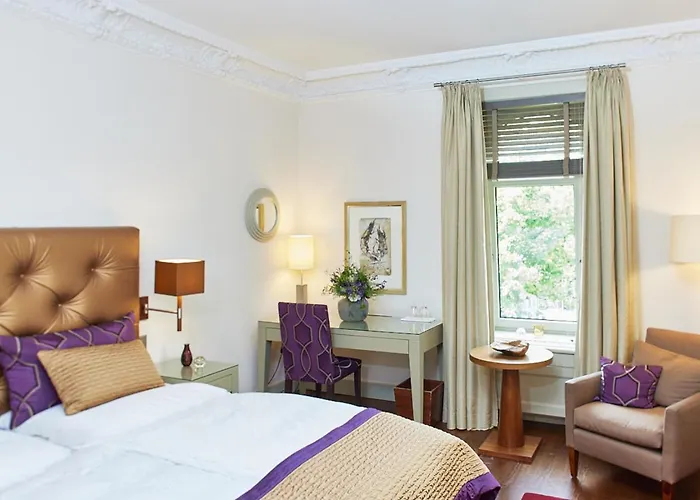 Hotel Remise Am Süllberg - Kleine, Feine In Blankenese *
